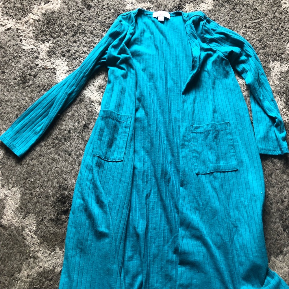 Girls lularoe sweater size 8